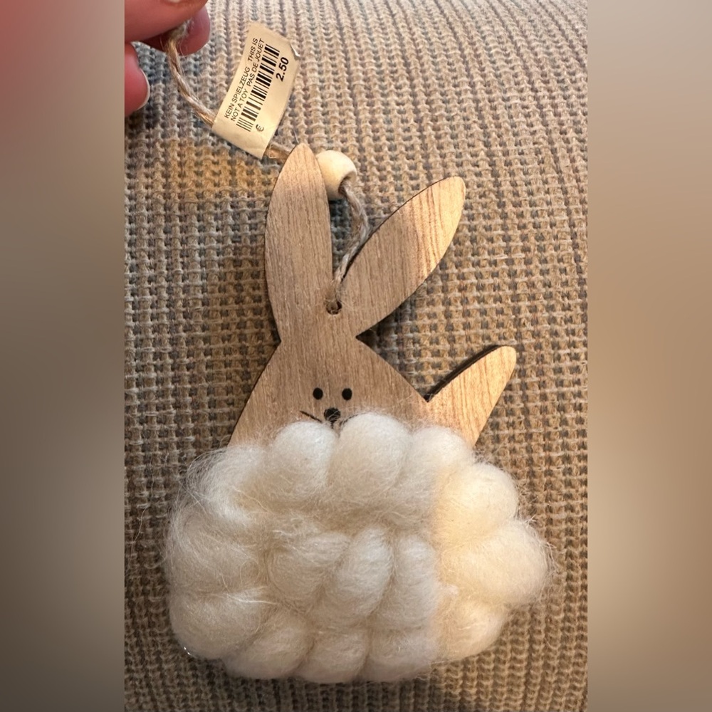 Handmade rabbit wood ornament from Germany- NWT!